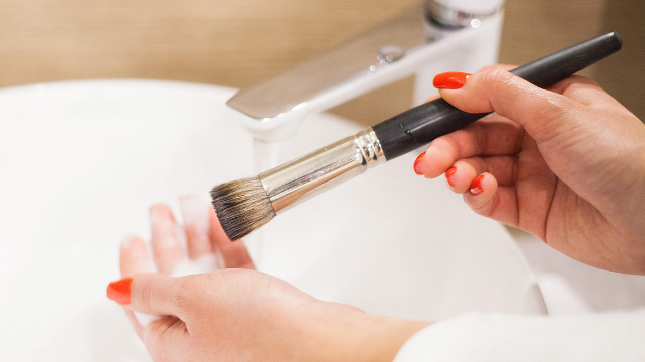 Chroma Incredible Brush Cleaner Atelier Acrylics